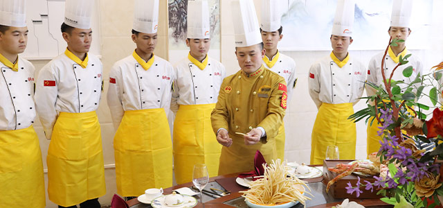 ��ʦרѵģ��